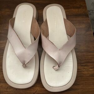 ALOHAS Cream Sandals Size 39/8.5